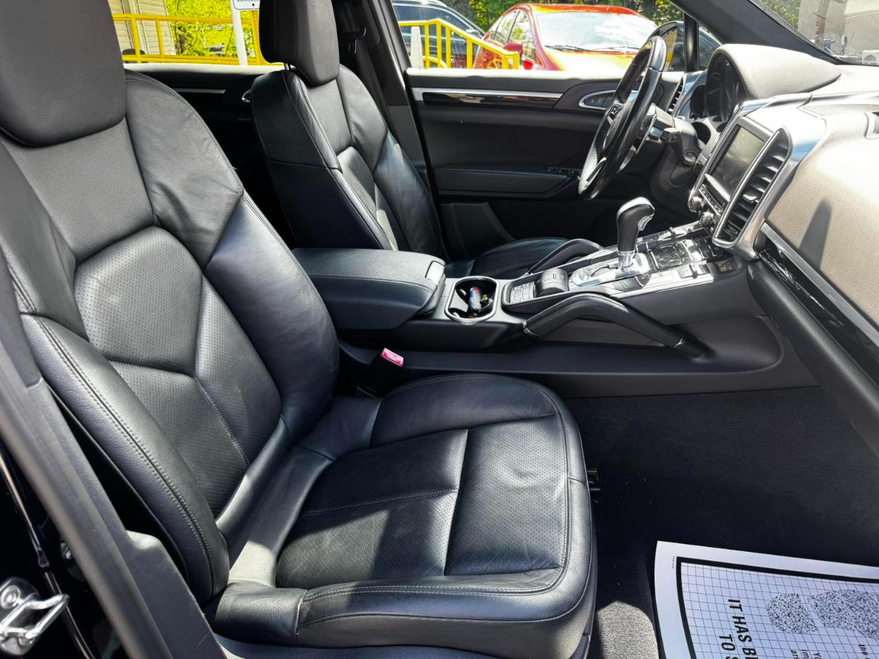 Porsche Cayenne Hybrid S 2016