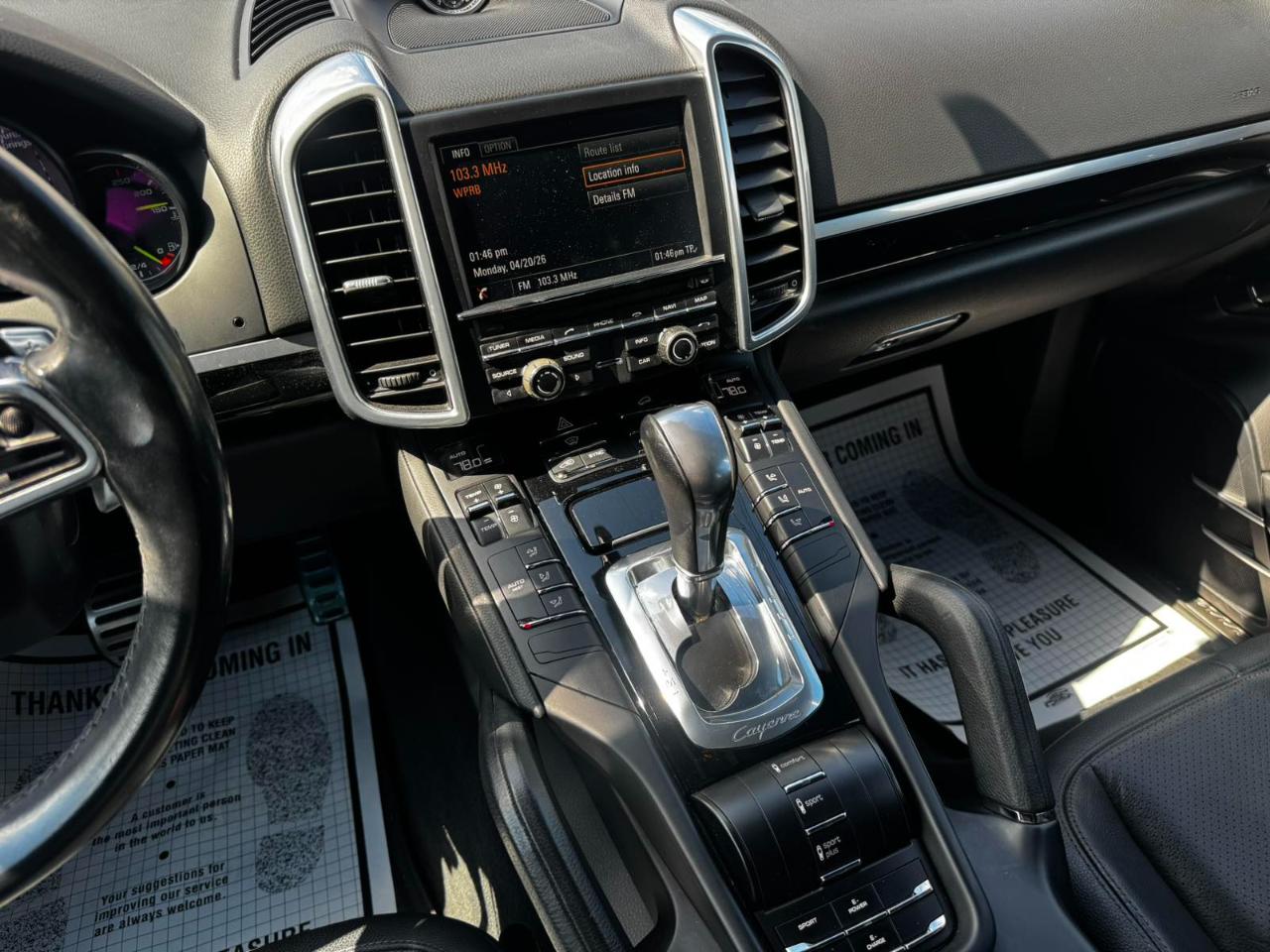 Porsche Cayenne Hybrid S 2016