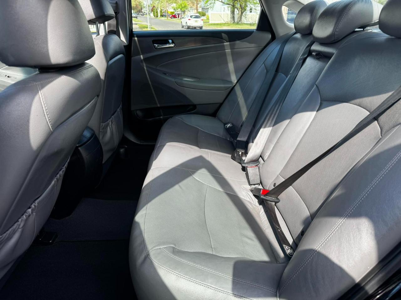 Hyundai Sonata Hybrid Limited 2014