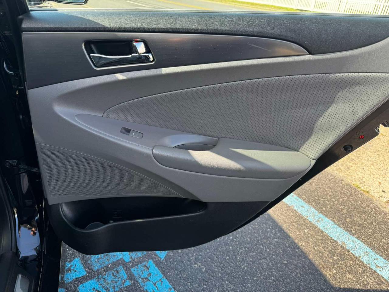 Hyundai Sonata Hybrid Limited 2014