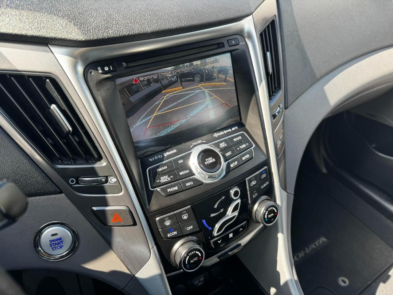 Hyundai Sonata Hybrid Limited 2014