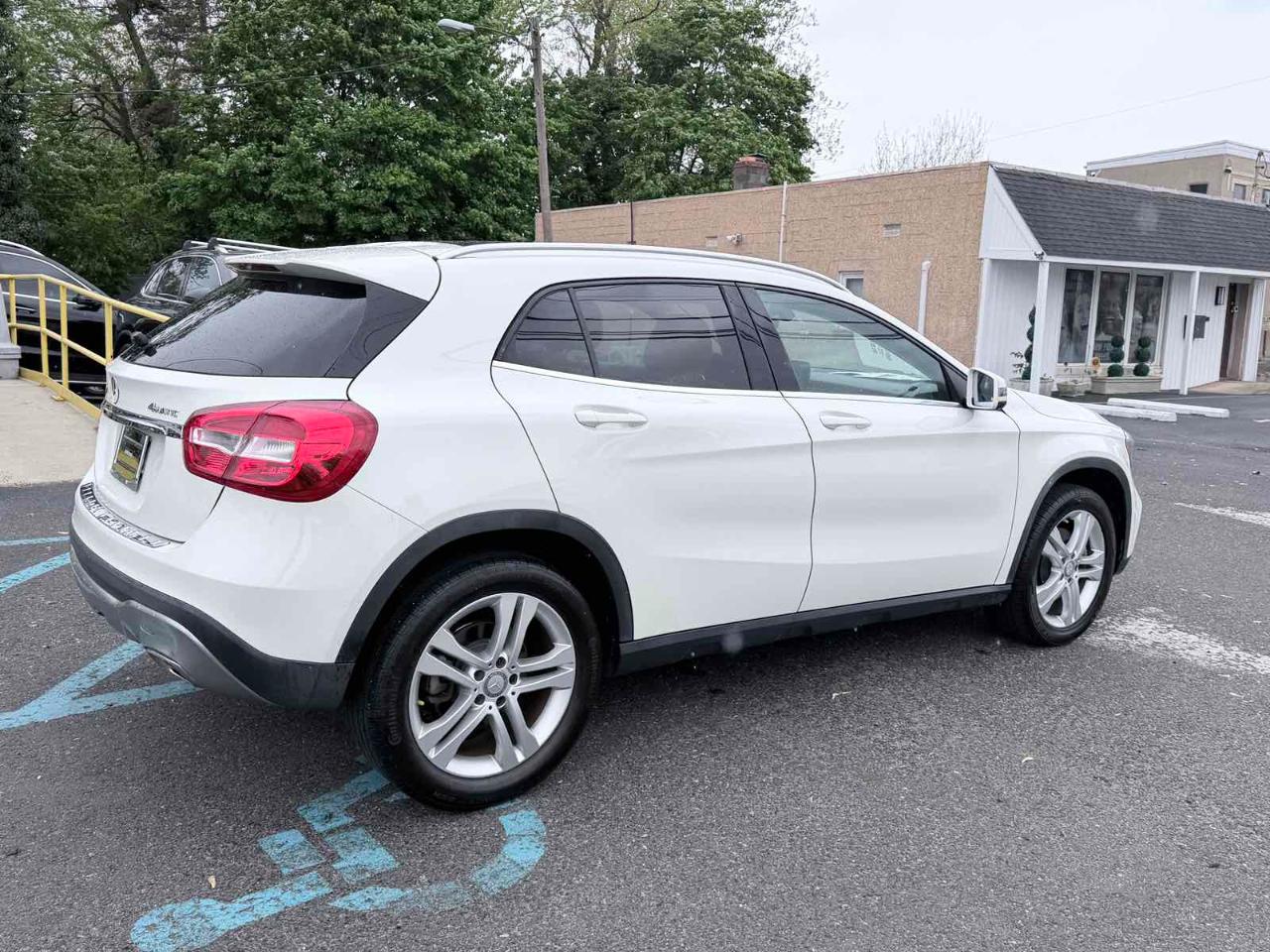 Mercedes-Benz GLA-Class GLA250 4MATIC 2018