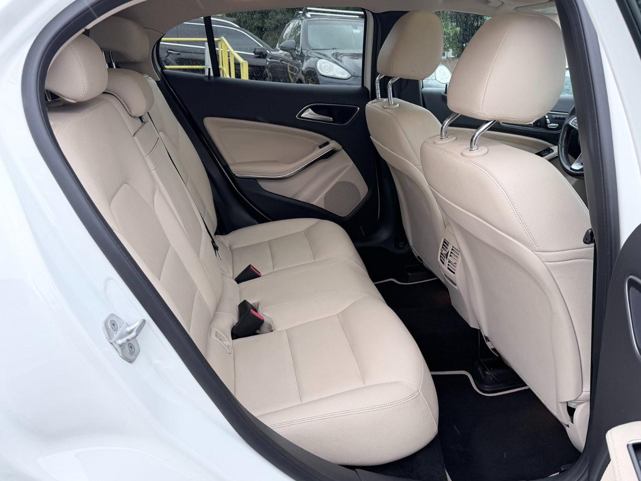 Mercedes-Benz GLA-Class GLA250 4MATIC 2018