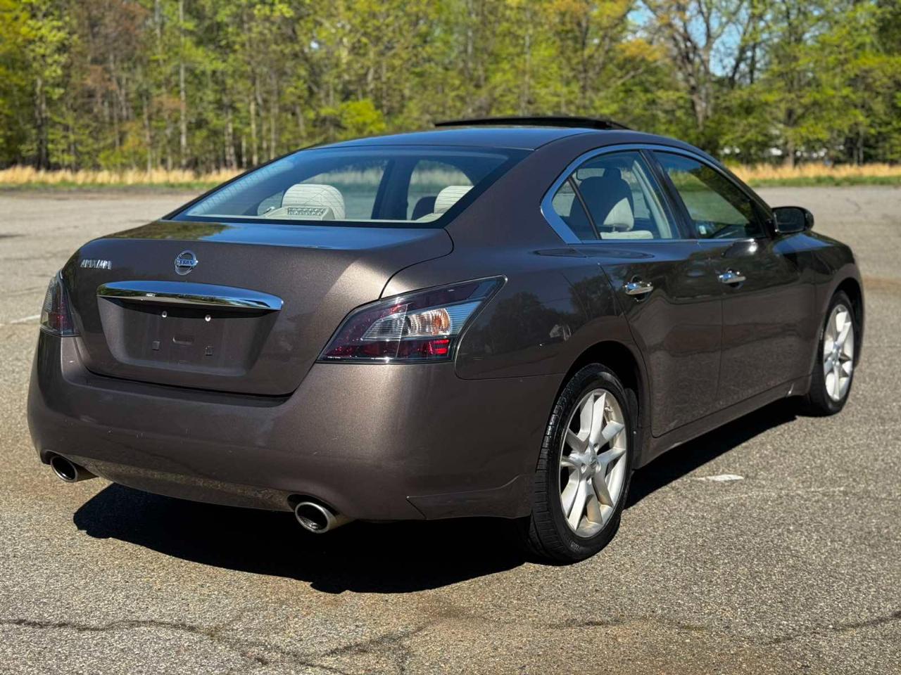 Nissan Maxima SV 2013