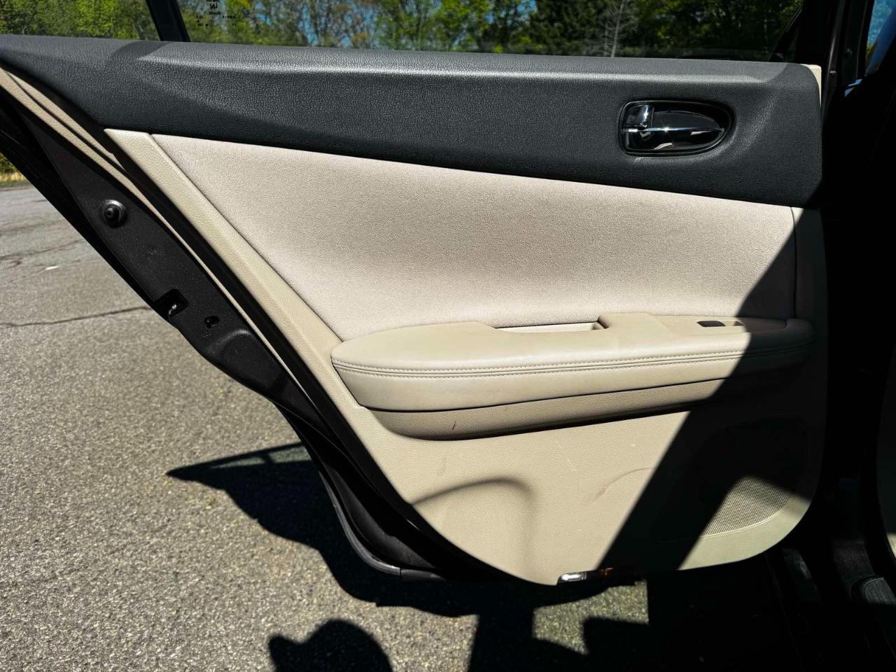 Nissan Maxima SV 2013