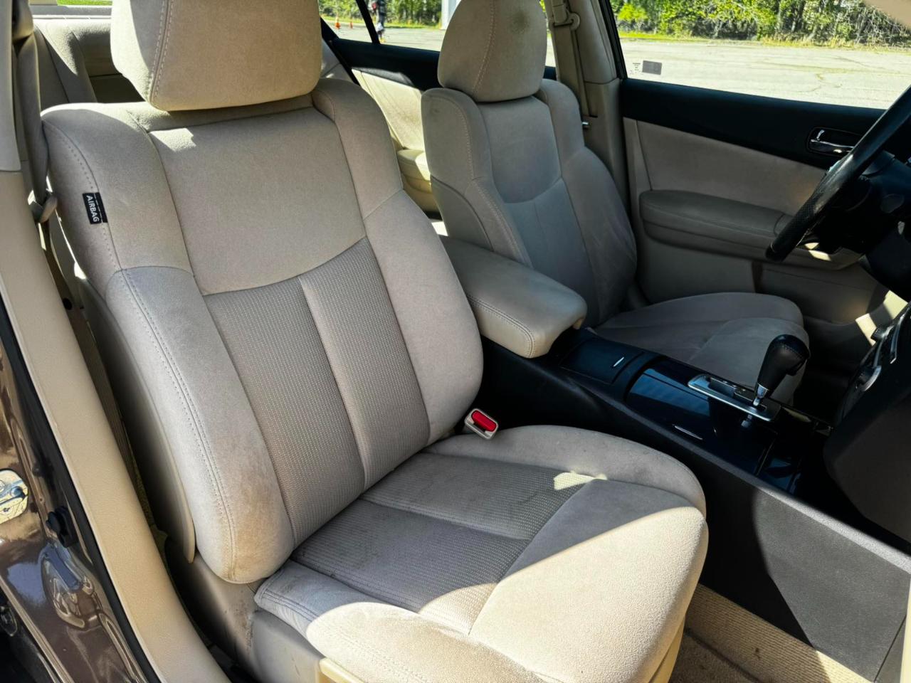 Nissan Maxima SV 2013