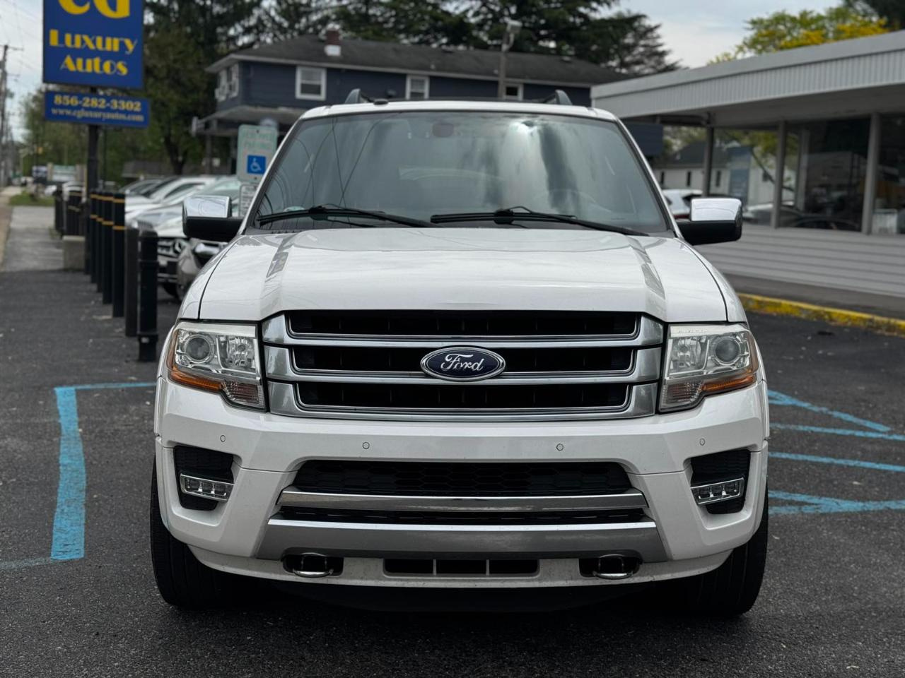 Ford Expedition Platinum 4WD 2016