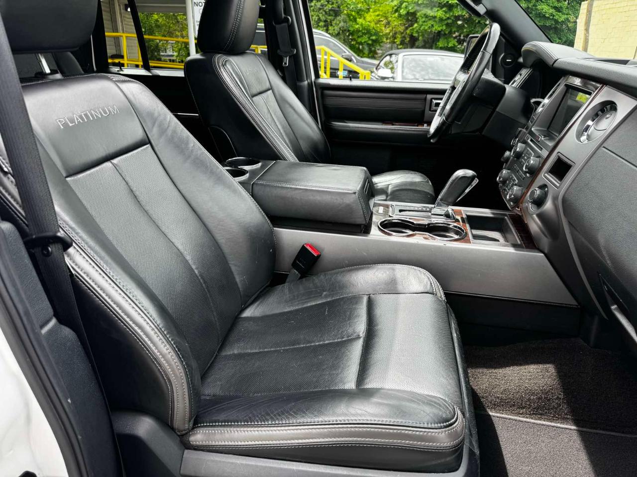 Ford Expedition Platinum 4WD 2016