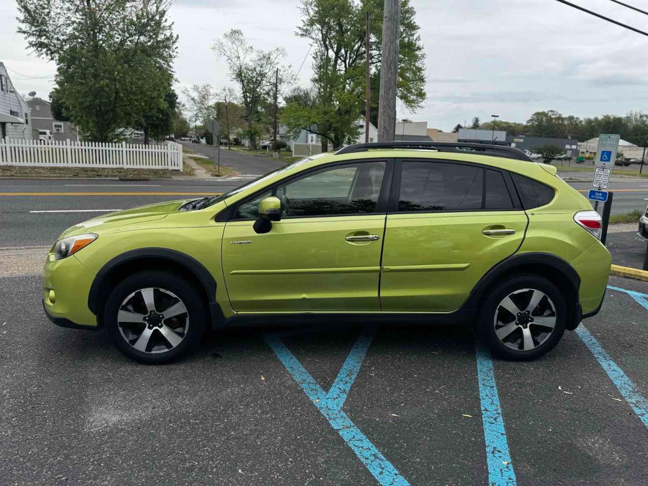 Subaru XV Crosstrek Hybrid 2.0i 2014