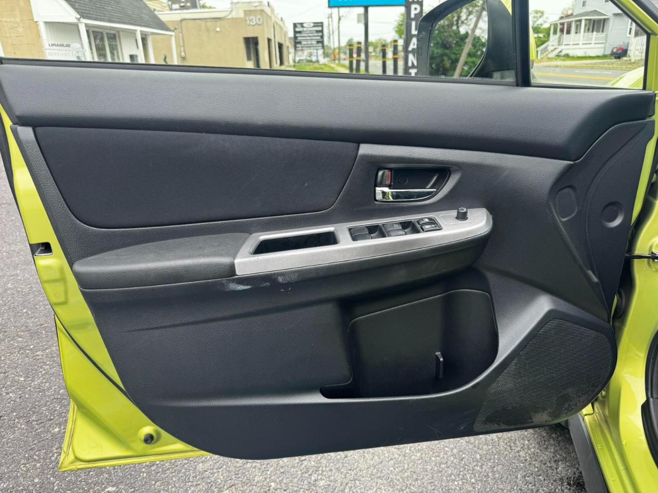 Subaru XV Crosstrek Hybrid 2.0i 2014