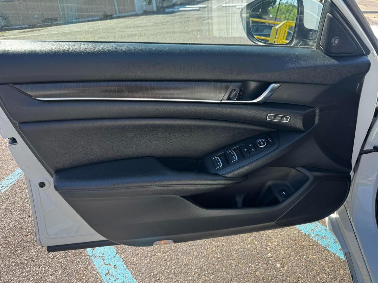 Honda Accord Hybrid Touring 2019