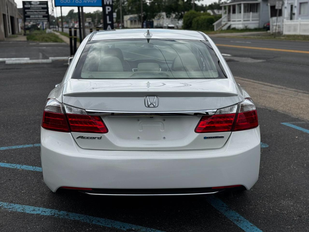 Honda Accord Hybrid Base 2014