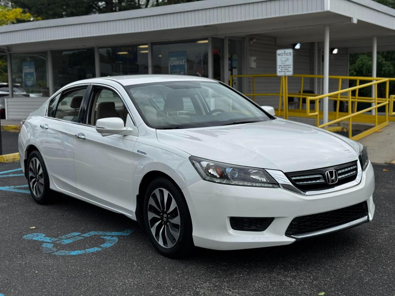 Honda Accord Hybrid Base 2014