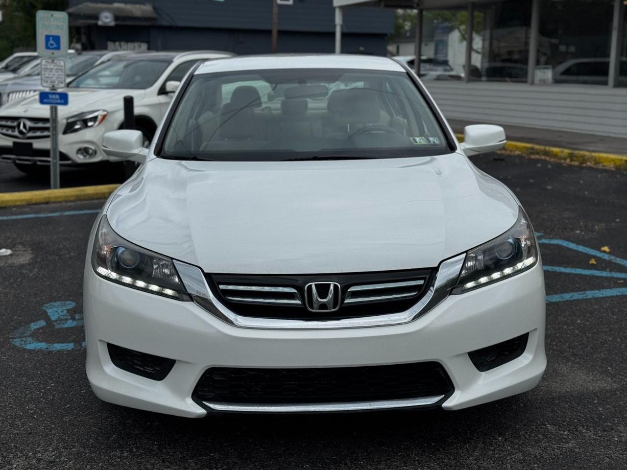 Honda Accord Hybrid Base 2014