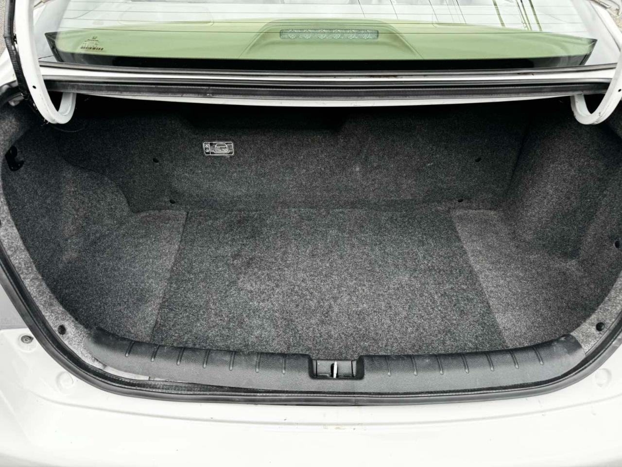 Honda Accord Hybrid Base 2014
