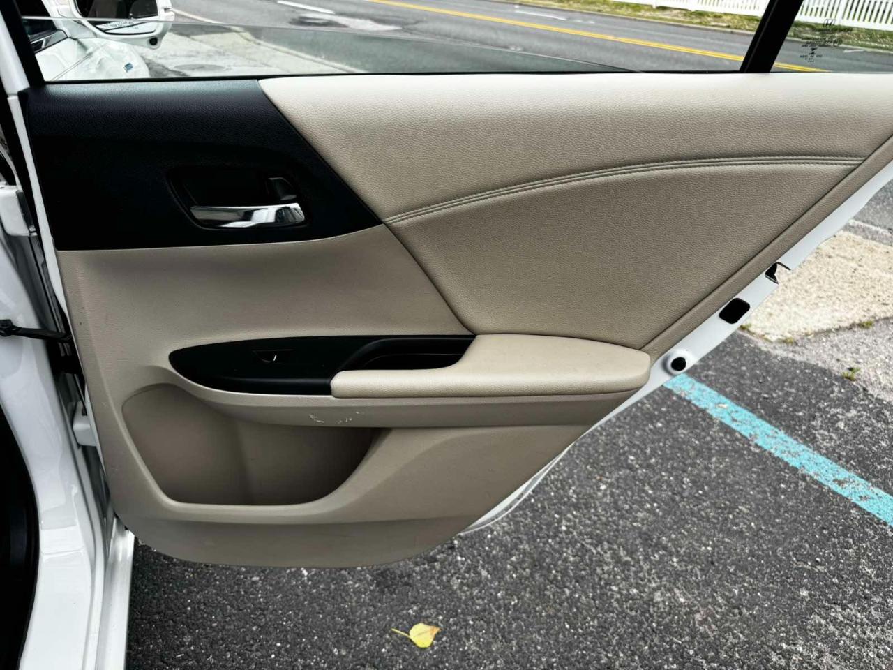 Honda Accord Hybrid Base 2014