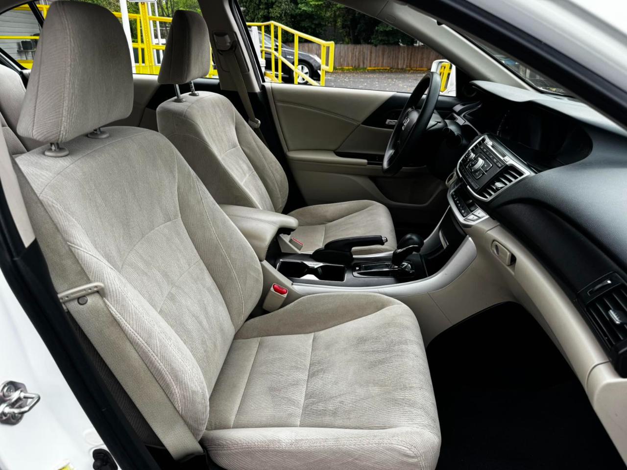 Honda Accord Hybrid Base 2014
