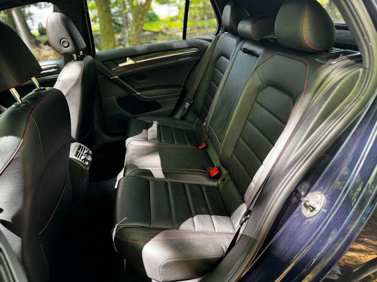 Volkswagen GTI Autobahn 6A 4-Door 2016