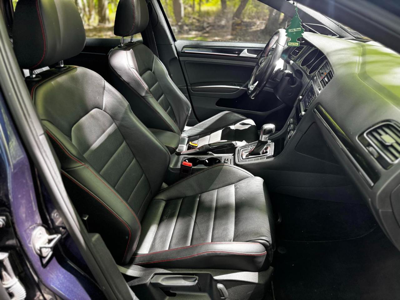 Volkswagen GTI Autobahn 6A 4-Door 2016