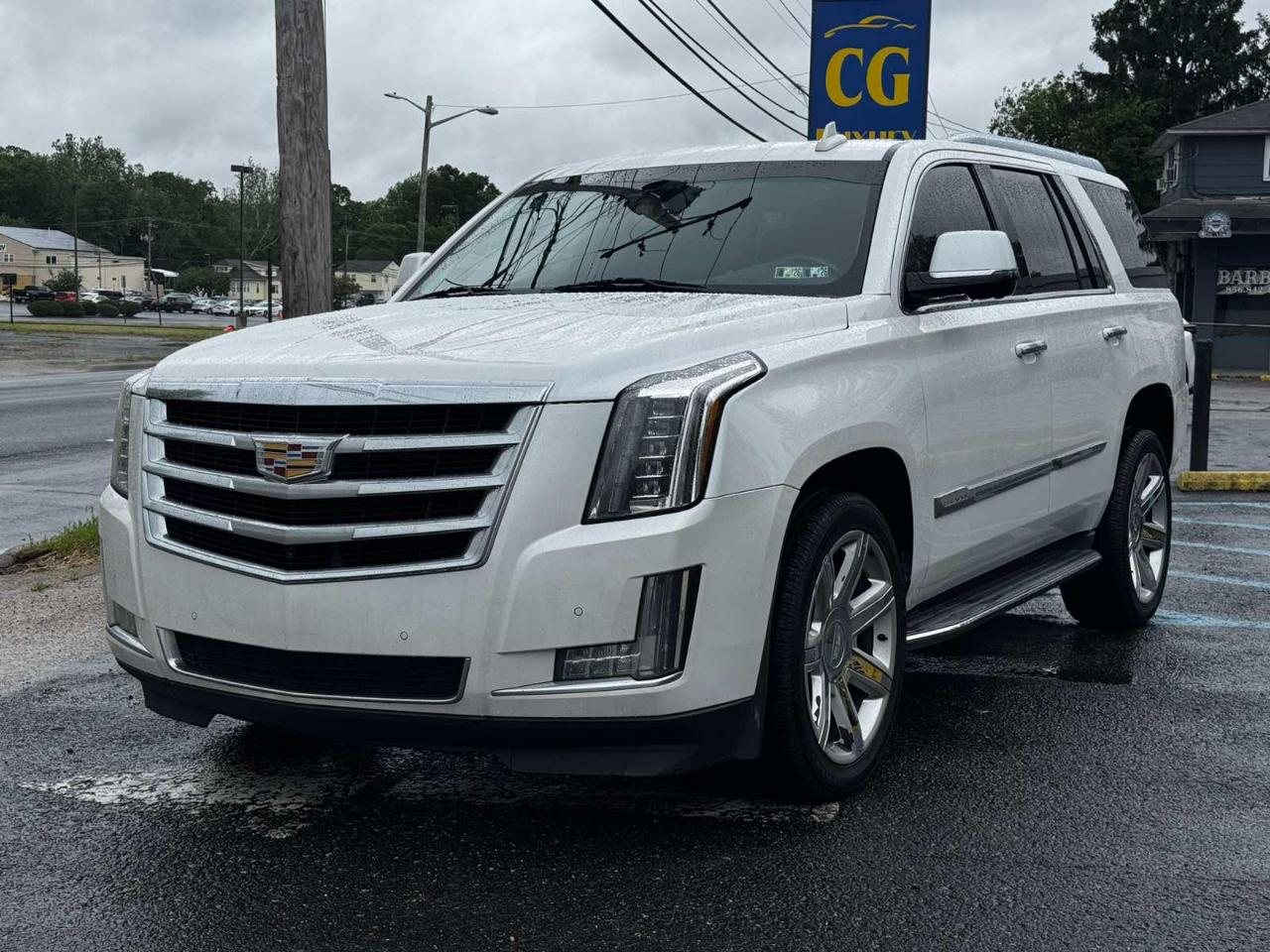 Cadillac Escalade Luxury 4WD 2016