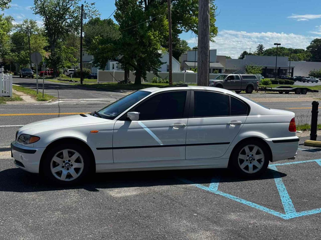 BMW 3-Series 325xi Sedan 2003
