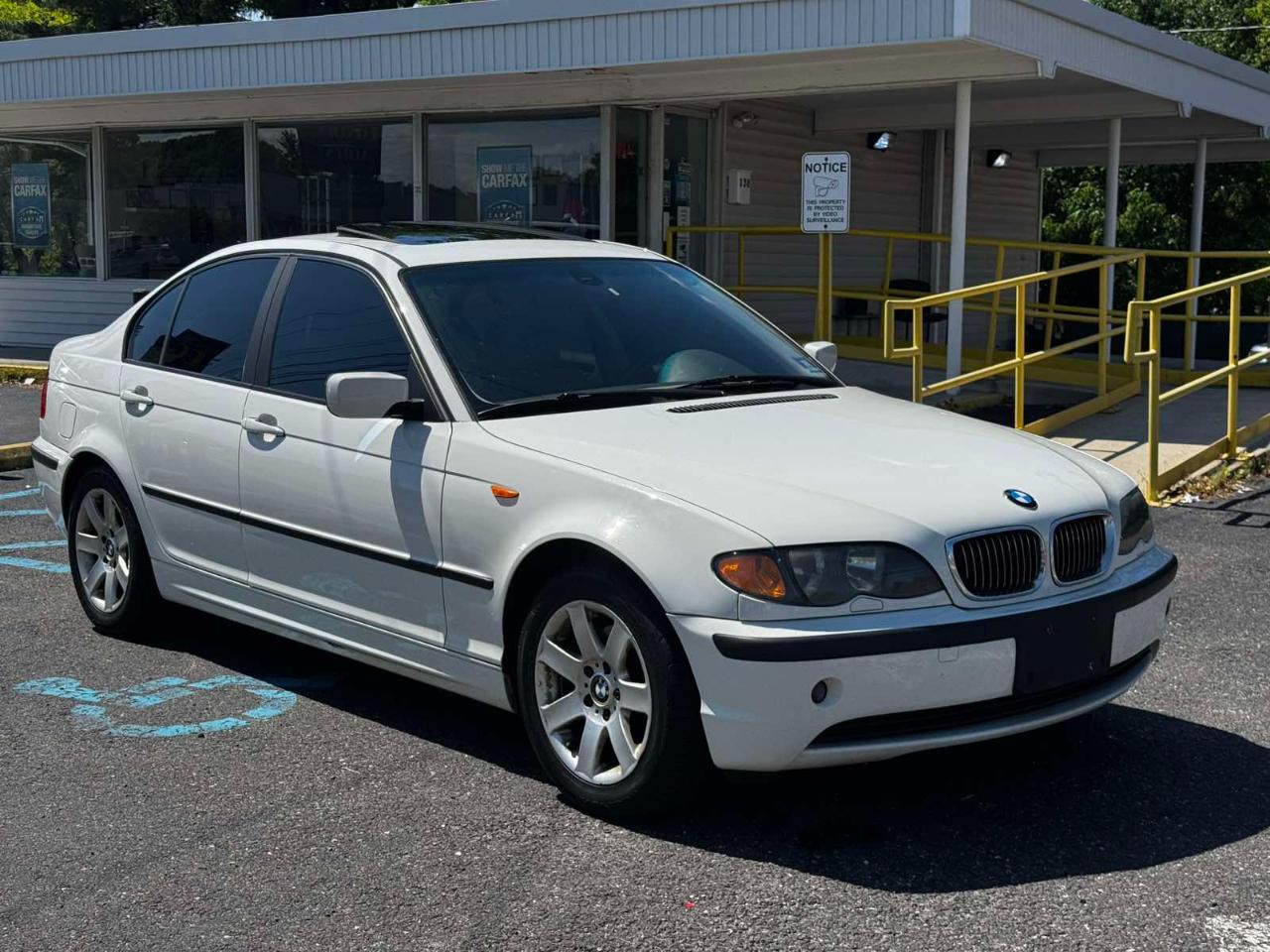 BMW 3-Series 325xi Sedan 2003