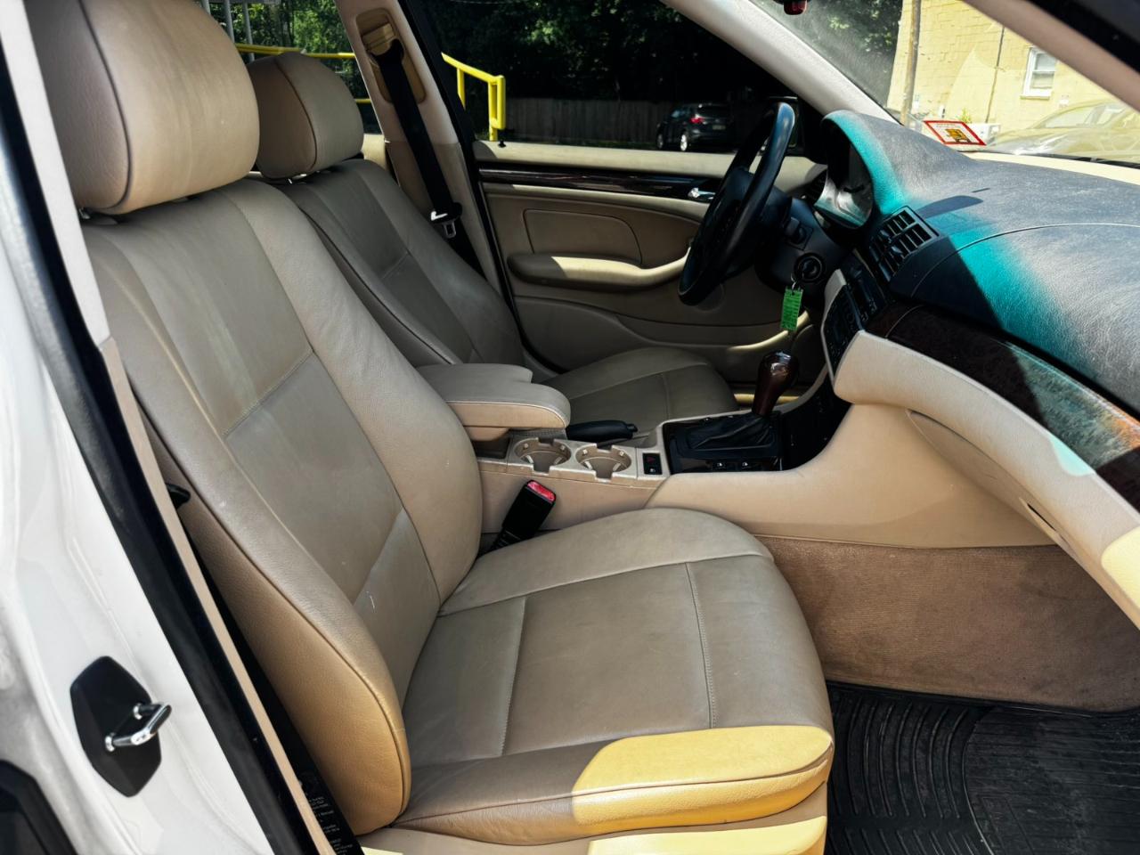 BMW 3-Series 325xi Sedan 2003