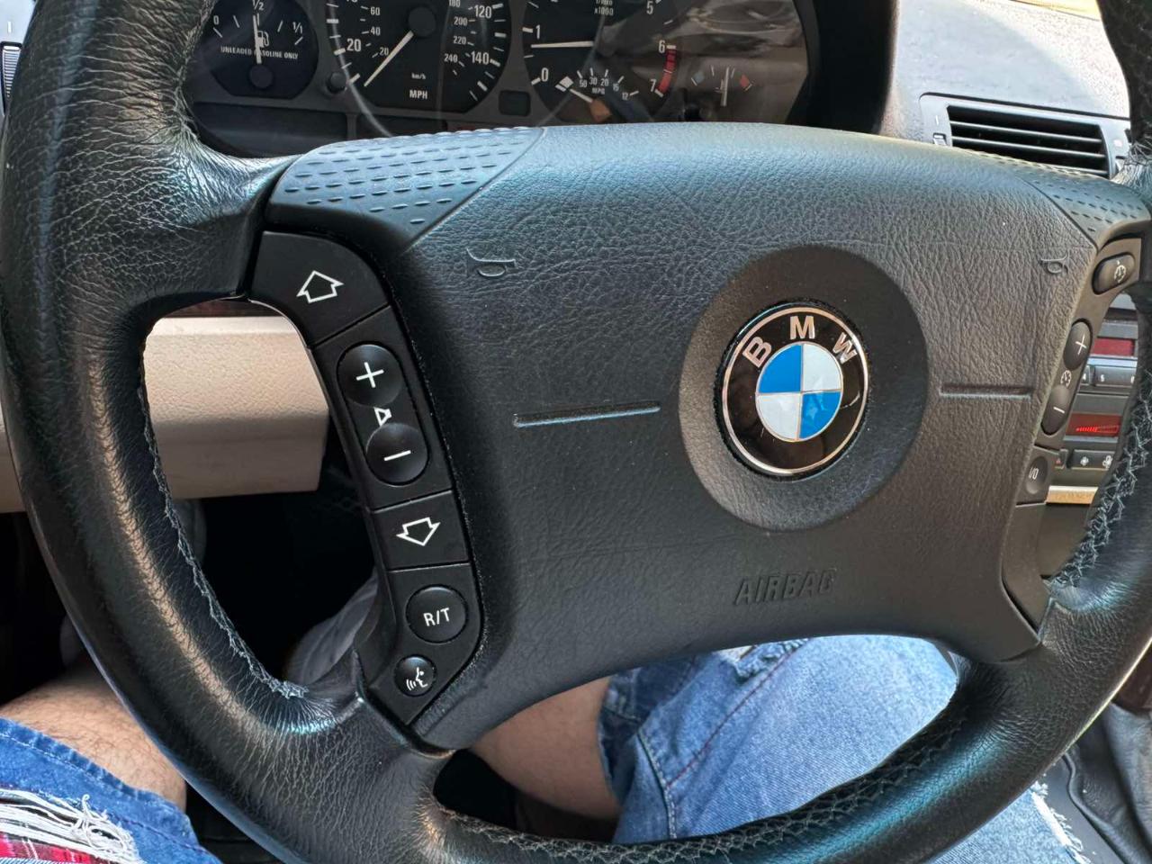 BMW 3-Series 325xi Sedan 2003
