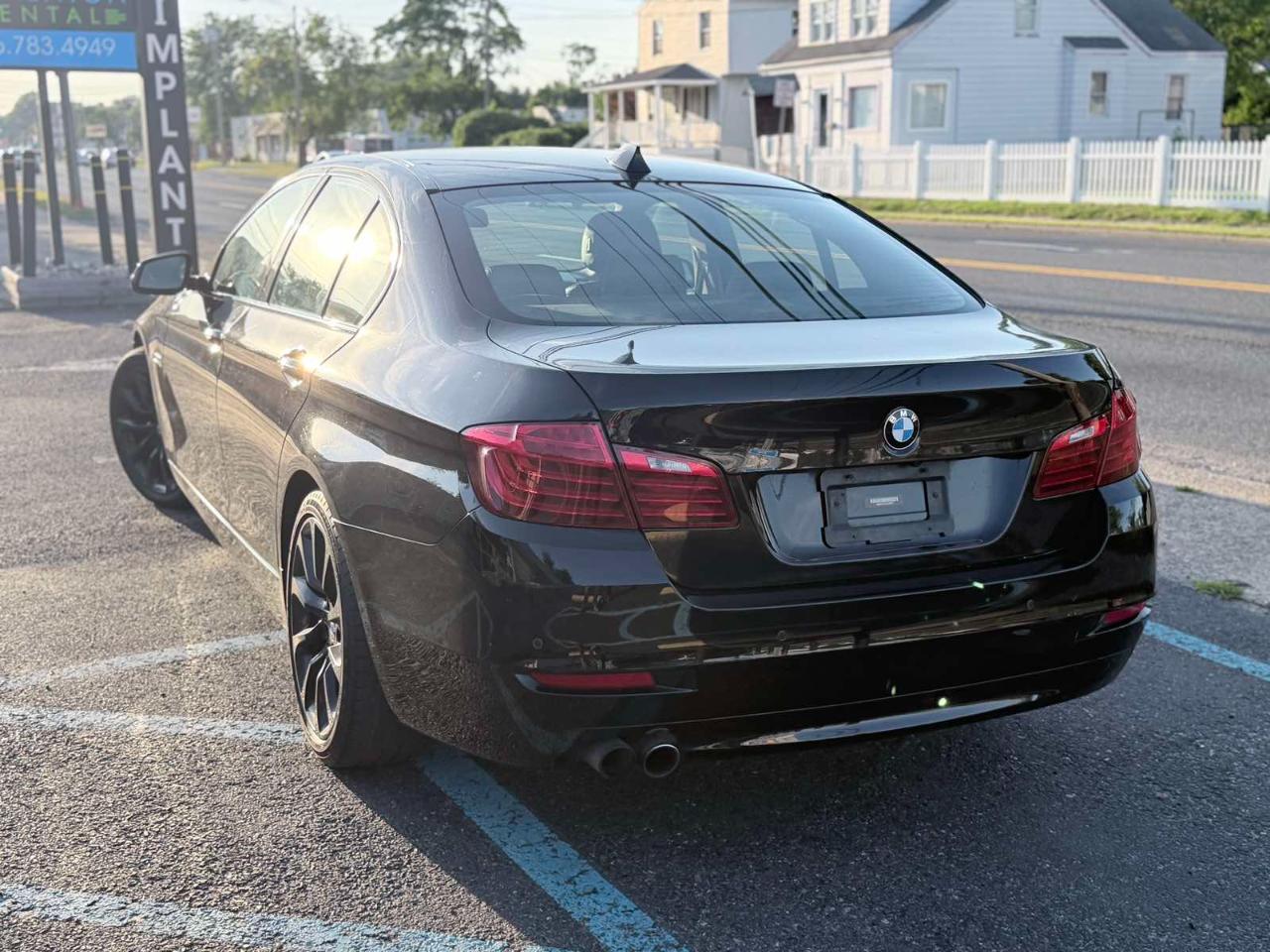 BMW 5-Series 528i xDrive 2016