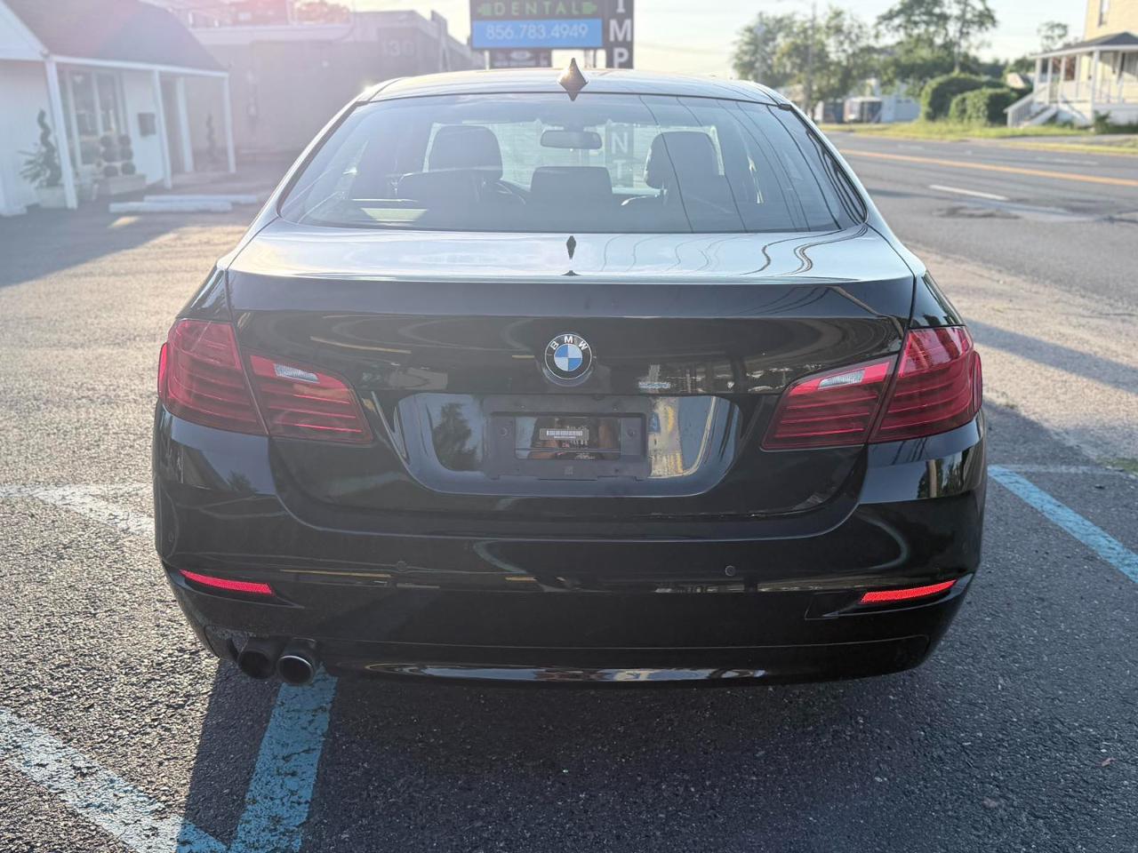 BMW 5-Series 528i xDrive 2016