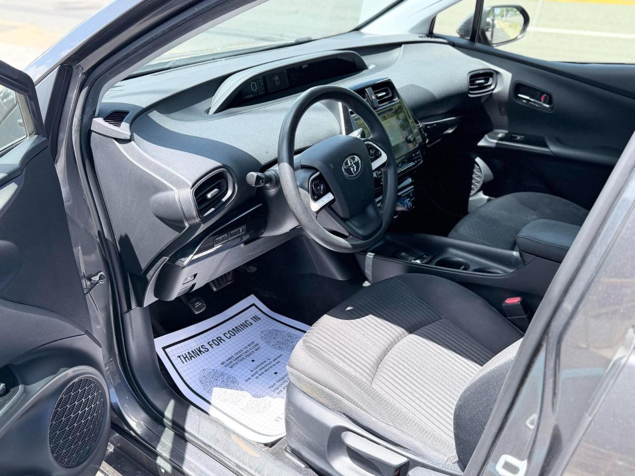 Toyota Prius Two 2016