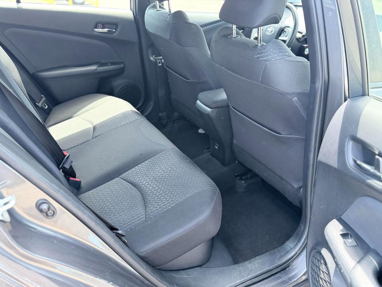Toyota Prius Two 2016