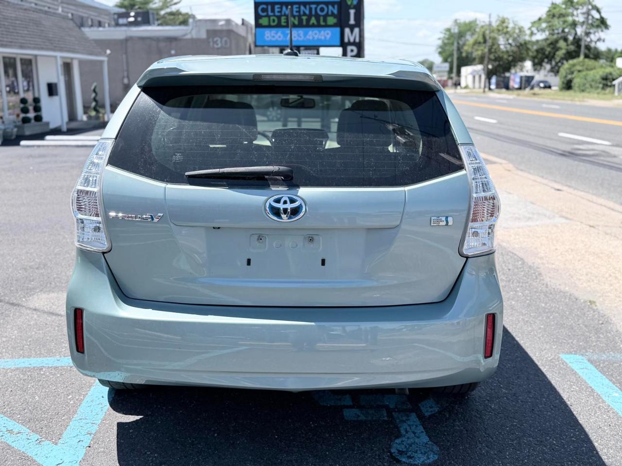 Toyota Prius V Three 2013