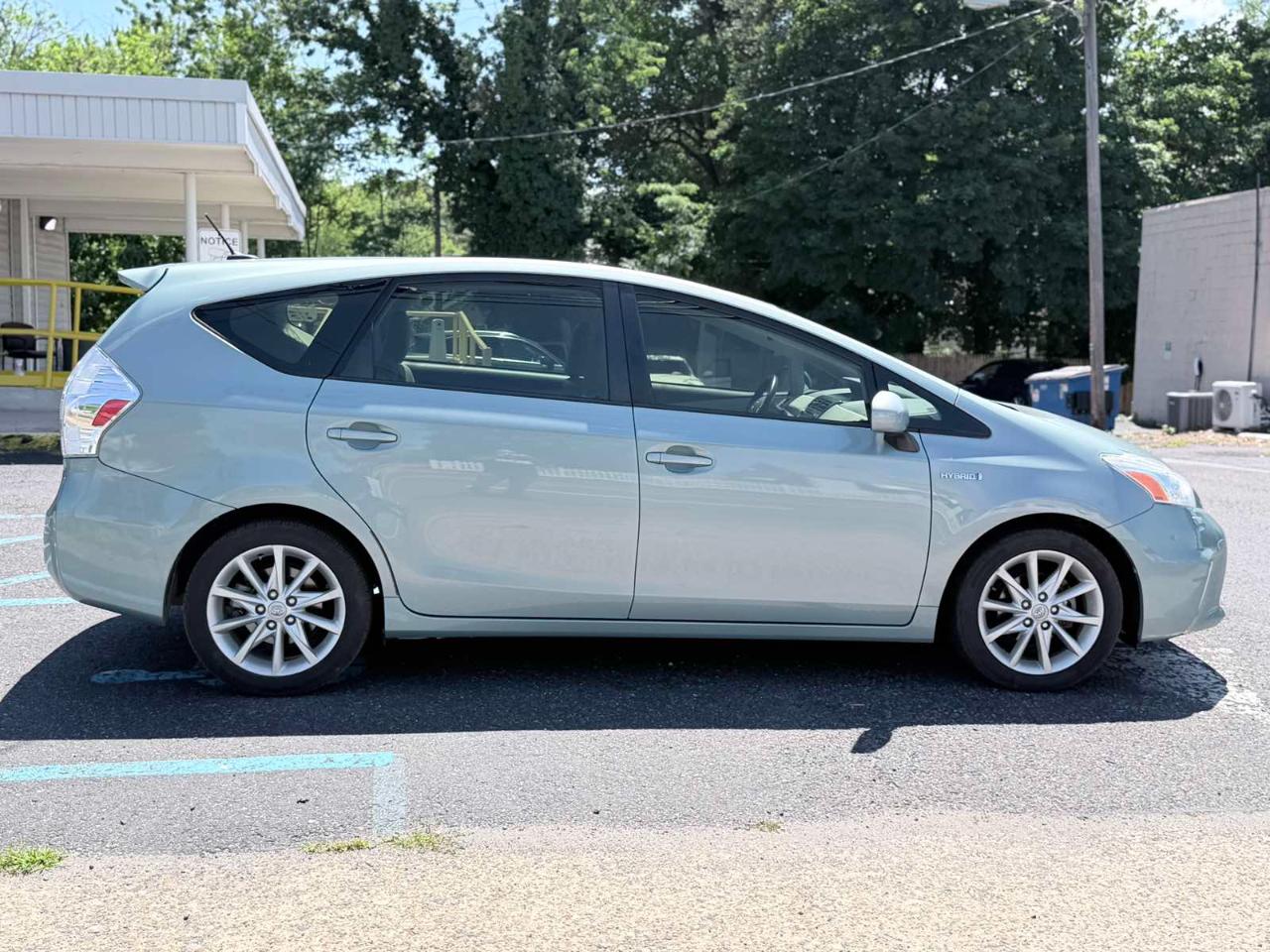 Toyota Prius V Three 2013