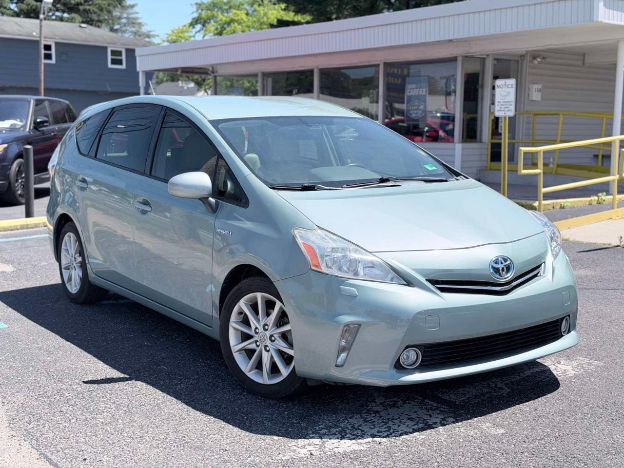 Toyota Prius V Three 2013