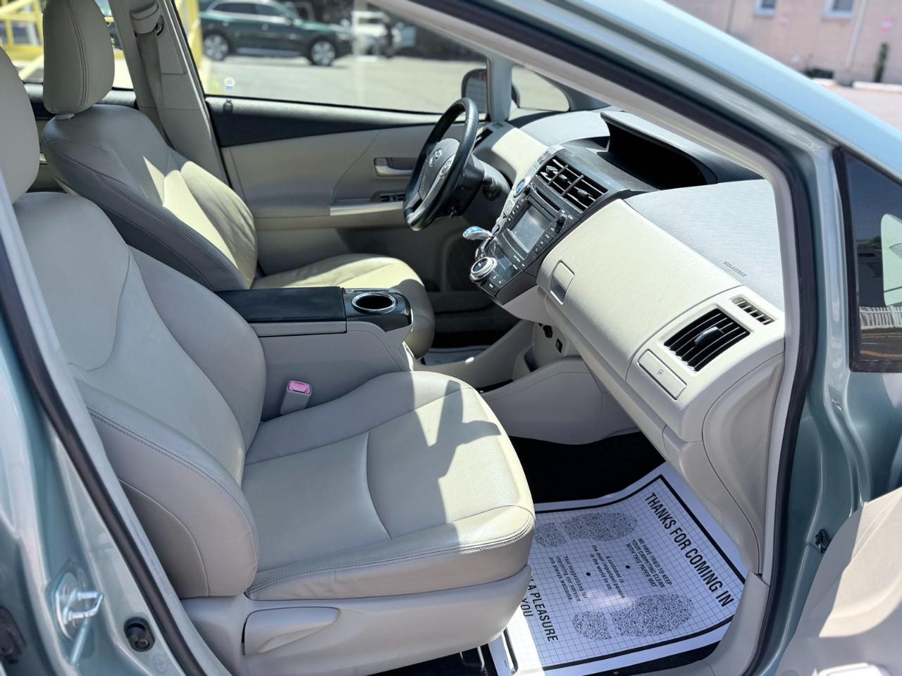 Toyota Prius V Three 2013