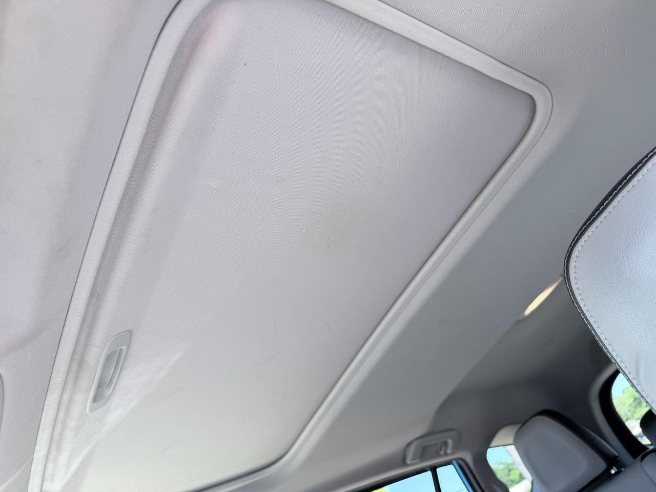 Toyota RAV4 Hybrid Limited 2017
