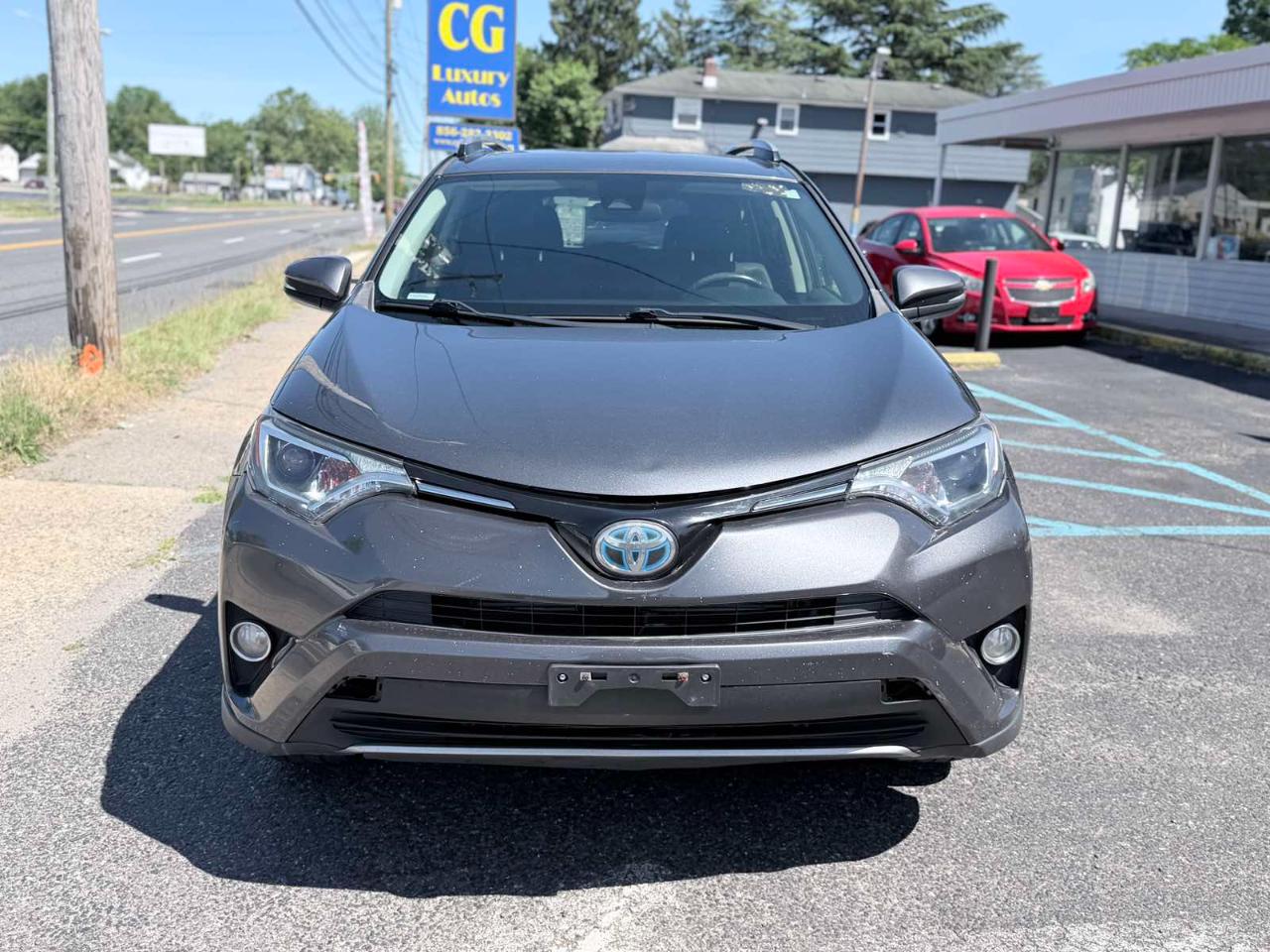 Toyota RAV4 Hybrid XLE 2017