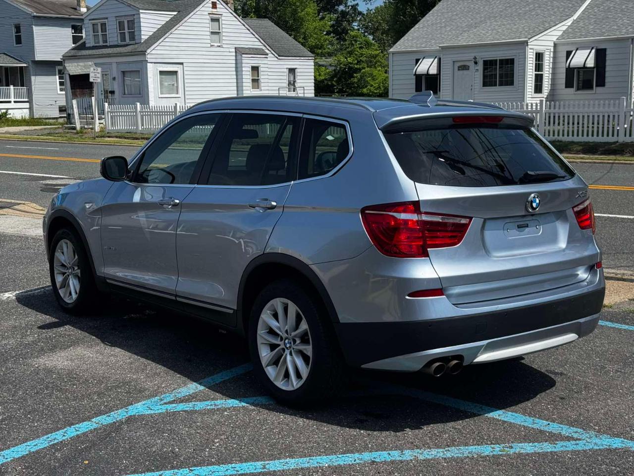 BMW X3 xDrive28i 2011