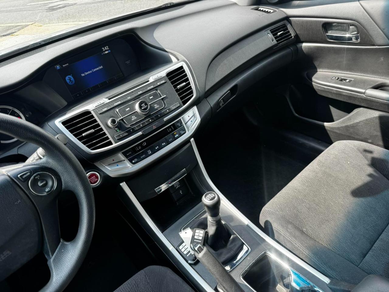 Honda Accord EX Sedan 6-Spd MT 2013