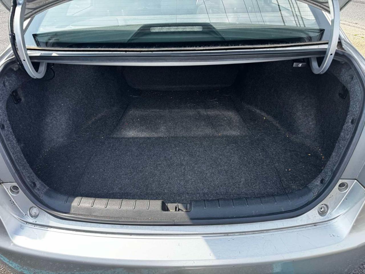 Honda Accord EX Sedan 6-Spd MT 2013