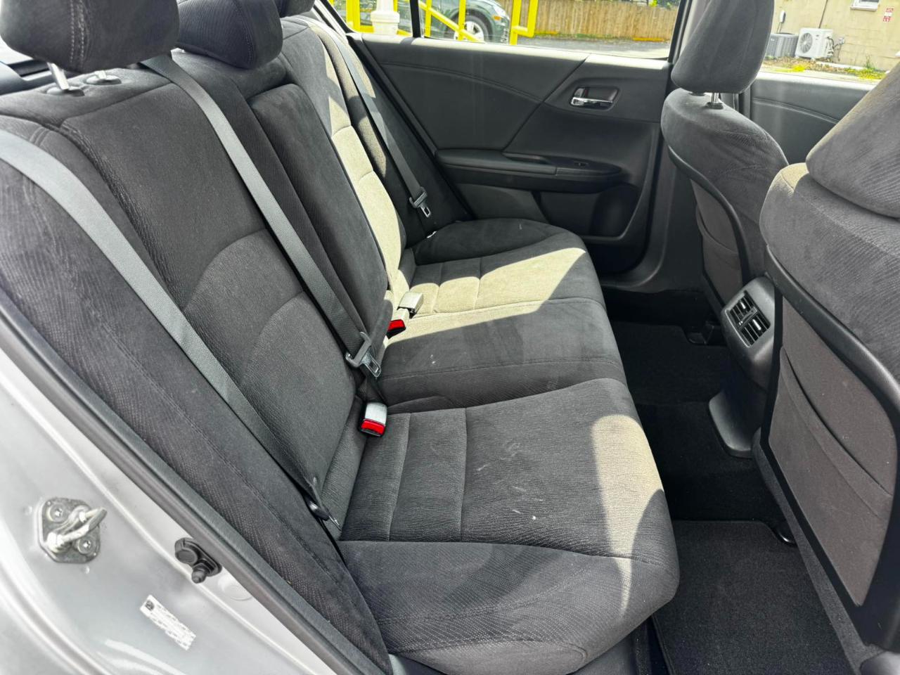 Honda Accord EX Sedan 6-Spd MT 2013