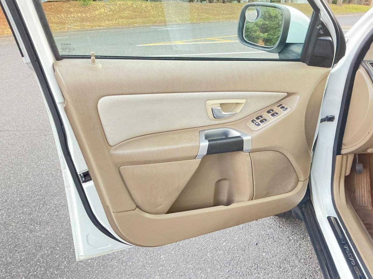 Volvo XC90 3.2 Premier Plus 2012