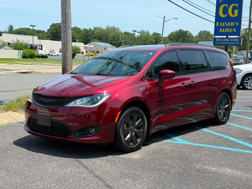 Chrysler Pacifica Hybrid Touring L 2020