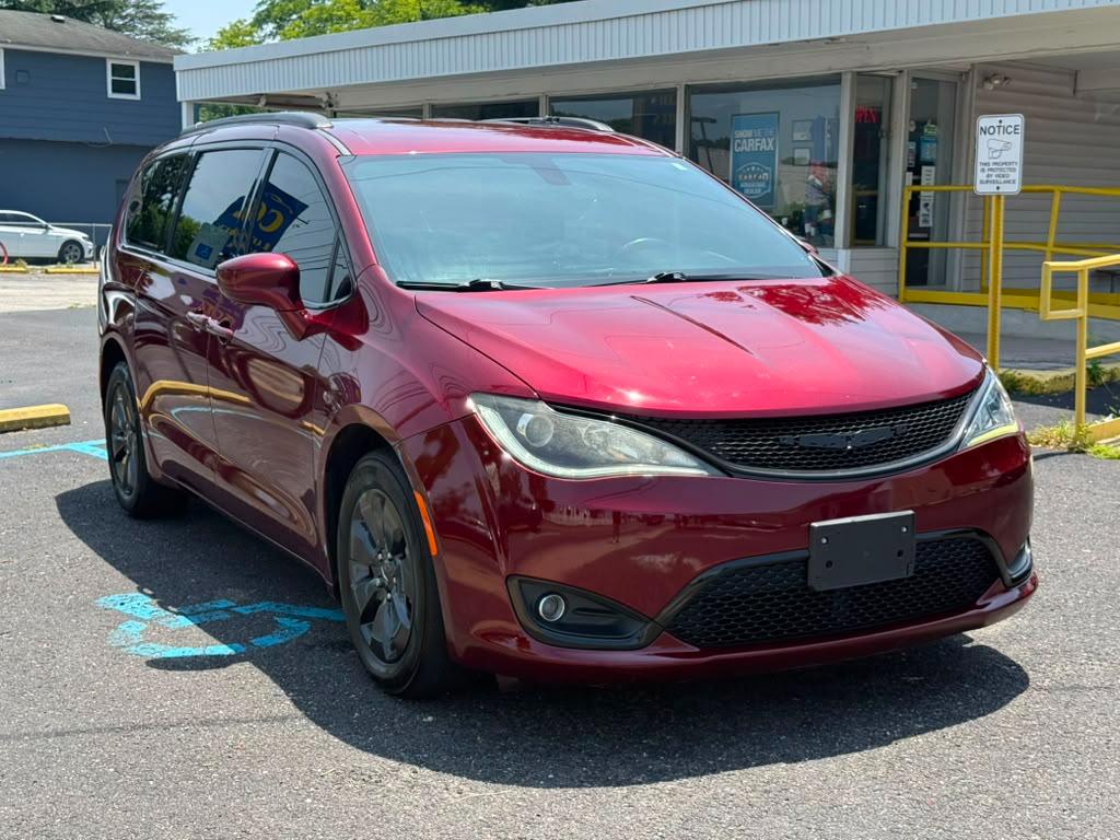 Chrysler Pacifica Hybrid Touring L 2020