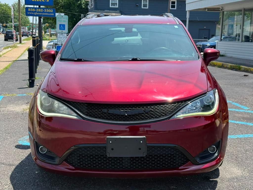 Chrysler Pacifica Hybrid Touring L 2020