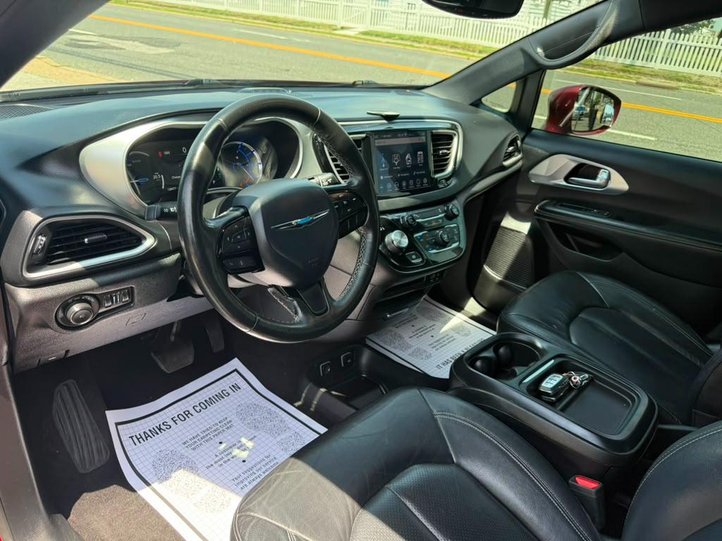 Chrysler Pacifica Hybrid Touring L 2020