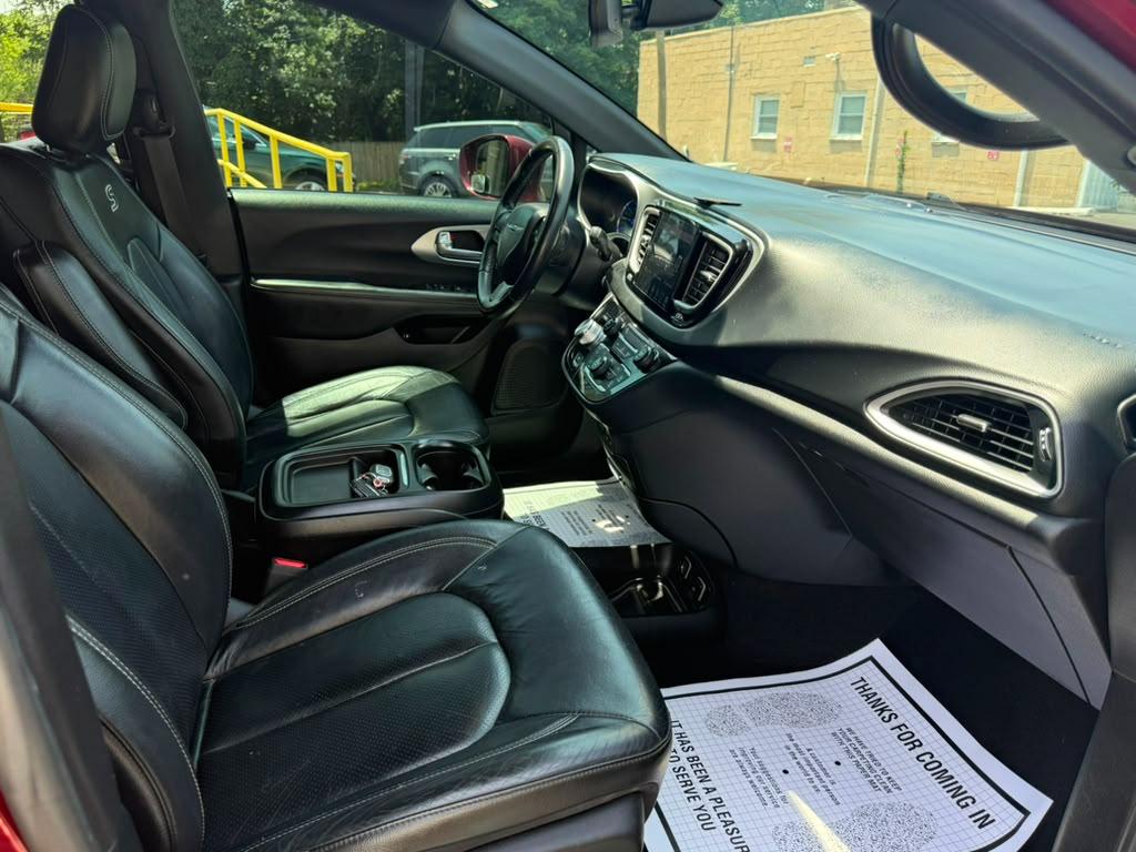 Chrysler Pacifica Hybrid Touring L 2020