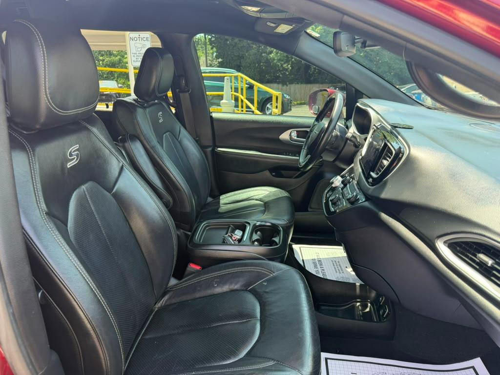 Chrysler Pacifica Hybrid Touring L 2020