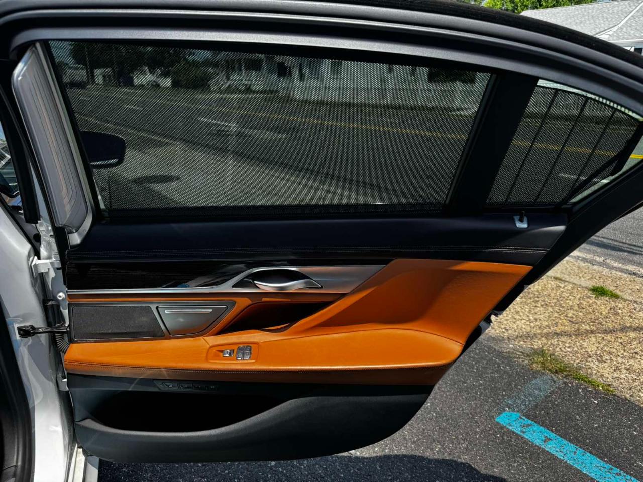 BMW 7-Series 750i xDrive 2020